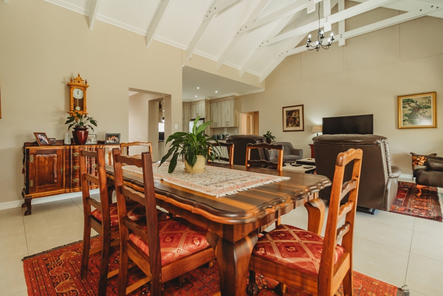 3 Bedroom Property for Sale in Kraaibosch Country Estate Western Cape